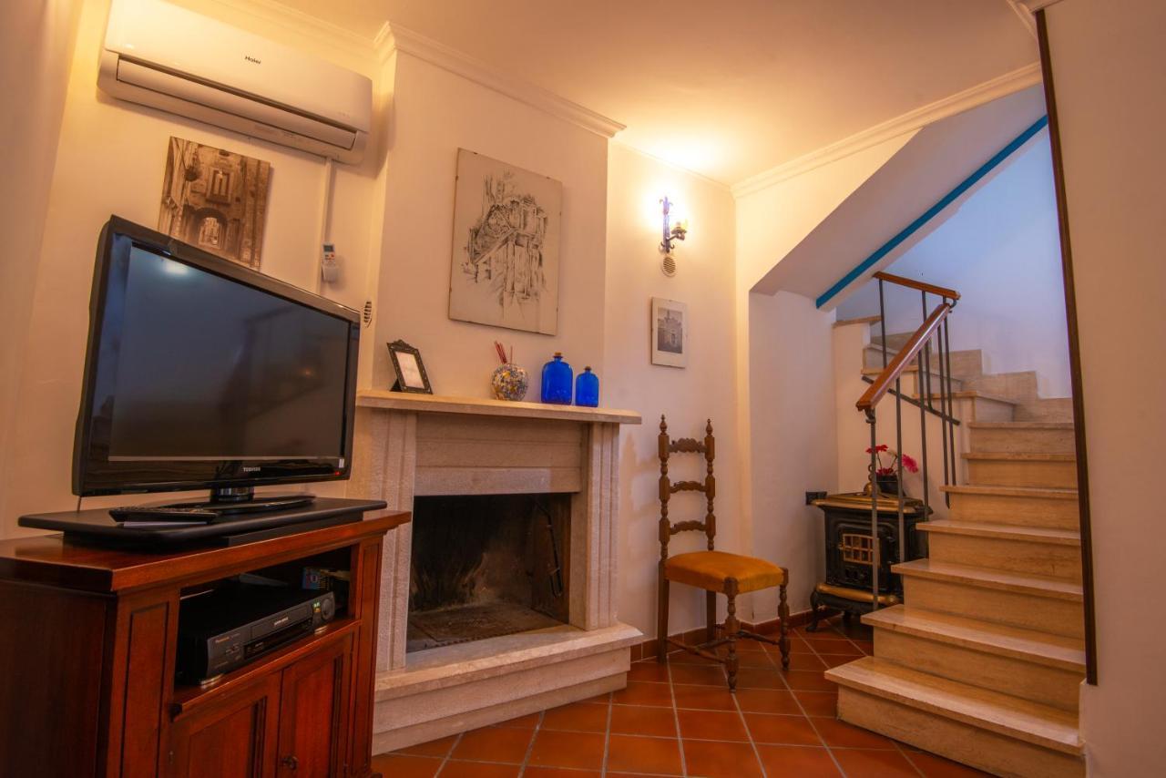 Torre Caetana Bed & Breakfast Minturno Exterior photo